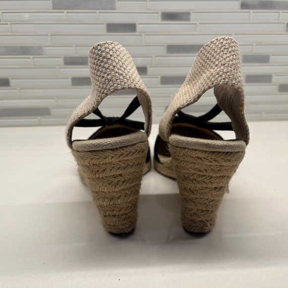 Size 7 black rope covered wedge with cloth heel strap - Picture 3 of 4